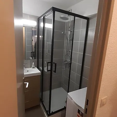 Apartment Avec Parking, Lave-linge Et Proche Bus De Geneve Et Domaines Skiables - Fr-1-517-62 Chamonix